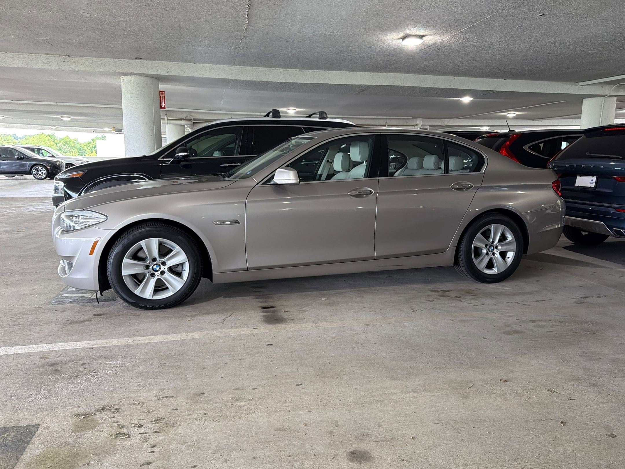 bmw 5 series 2011 WBAFR1C57BC736803 image bmw 5 series 2011 WBAFR1C57BC736803 image